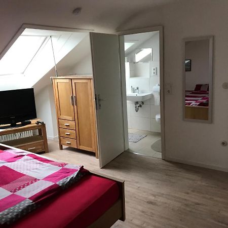 Landgasthof Schaenzer Voerde Bagian luar foto