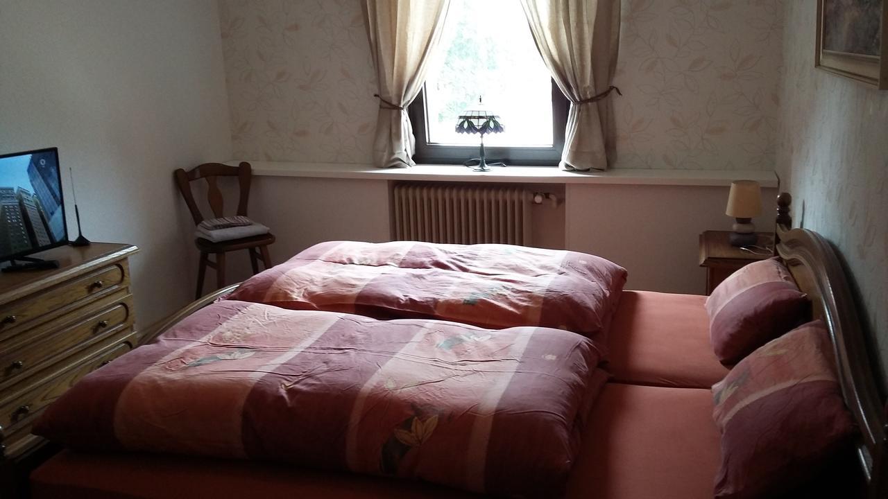 Landgasthof Schaenzer Voerde Bagian luar foto