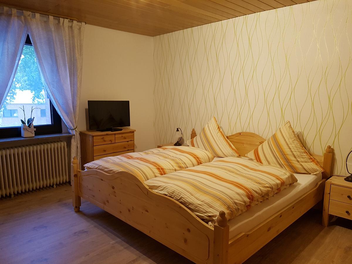 Landgasthof Schaenzer Voerde Bagian luar foto