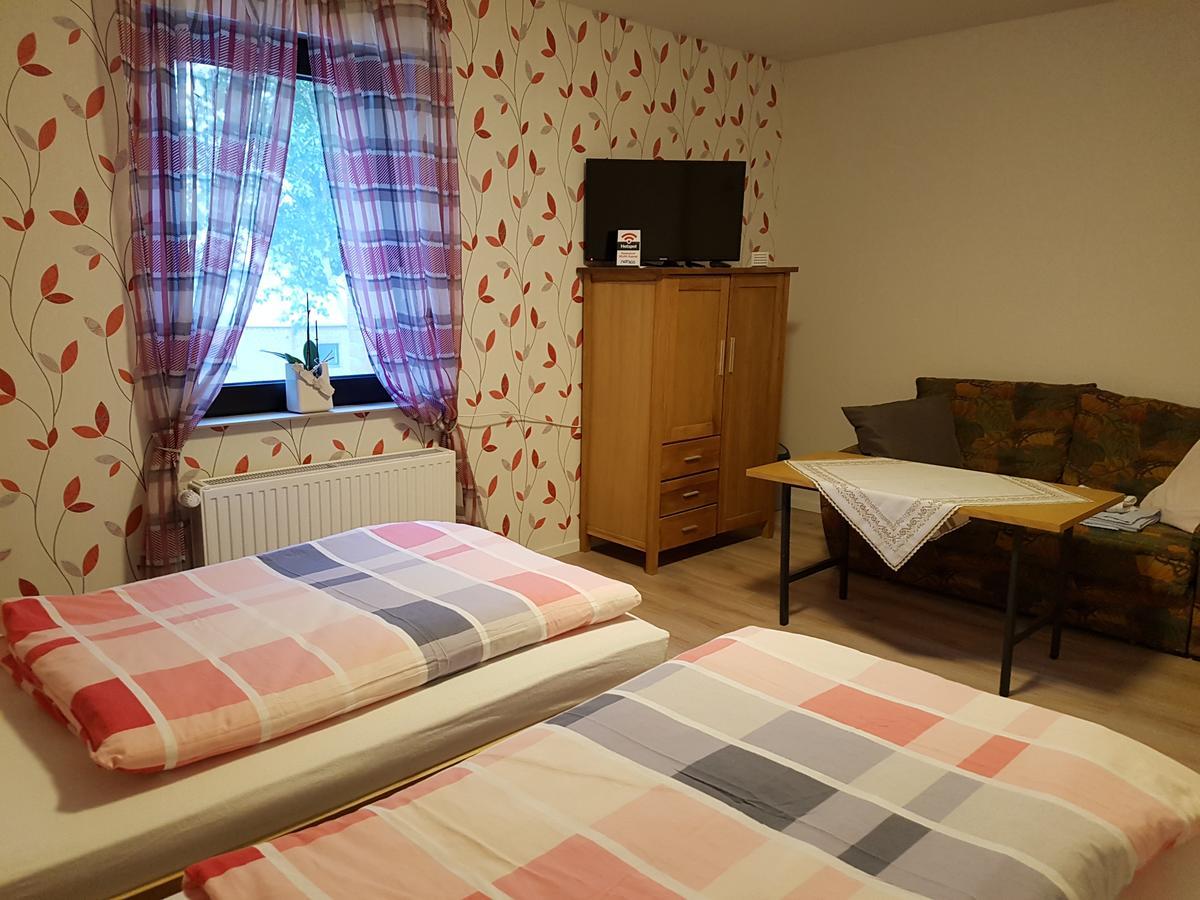 Landgasthof Schaenzer Voerde Bagian luar foto