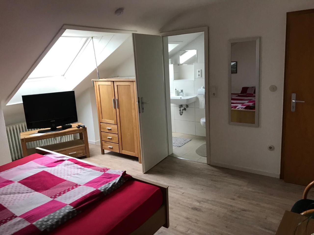 Landgasthof Schaenzer Voerde Bagian luar foto